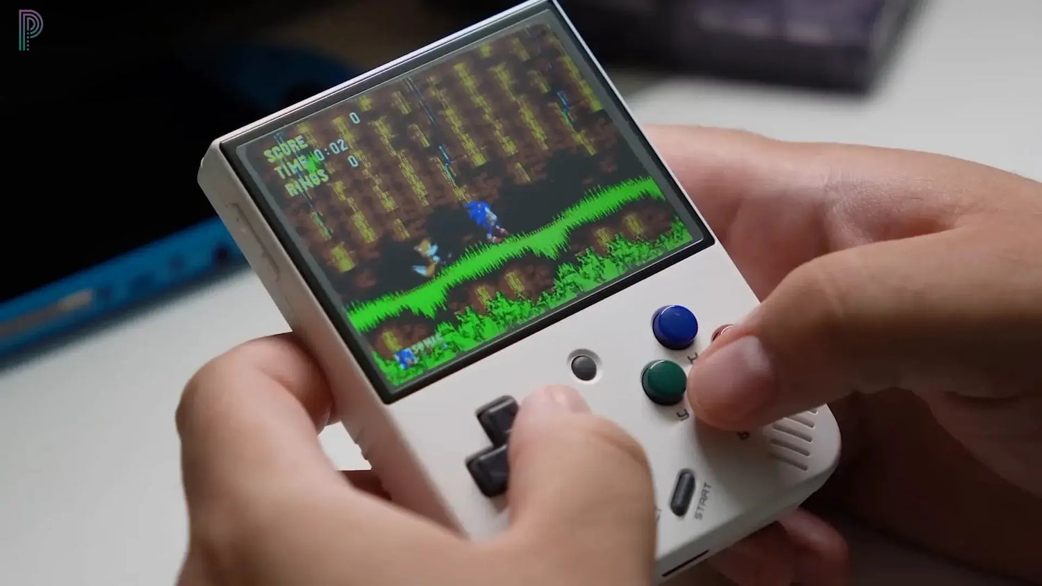 Unpacking-the-Popularity-of-the-Miyoo-Mini-Plus-A-Retro-Handheld-Review Pocketgameconsole